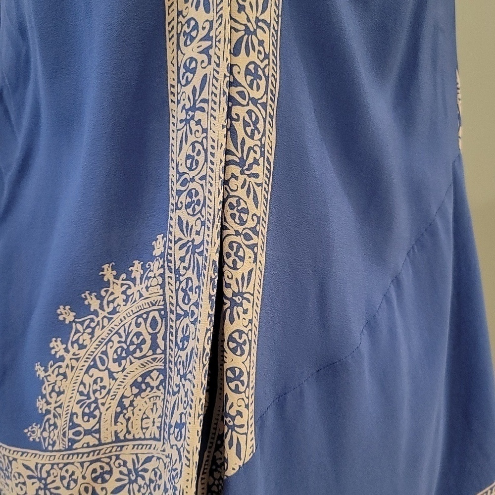Anthropologie HD Paris Silk Blue & Cream Asymmetrical Handkerchief Top - Size 4 - Picture 7 of 9